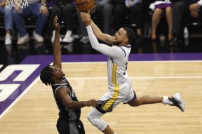 KAIYUN体育平台手机端-庐州金雕队对阵雪域雷霆队，UFC公开赛失利，内线统治篮板——经验成为胜负手的简单介绍