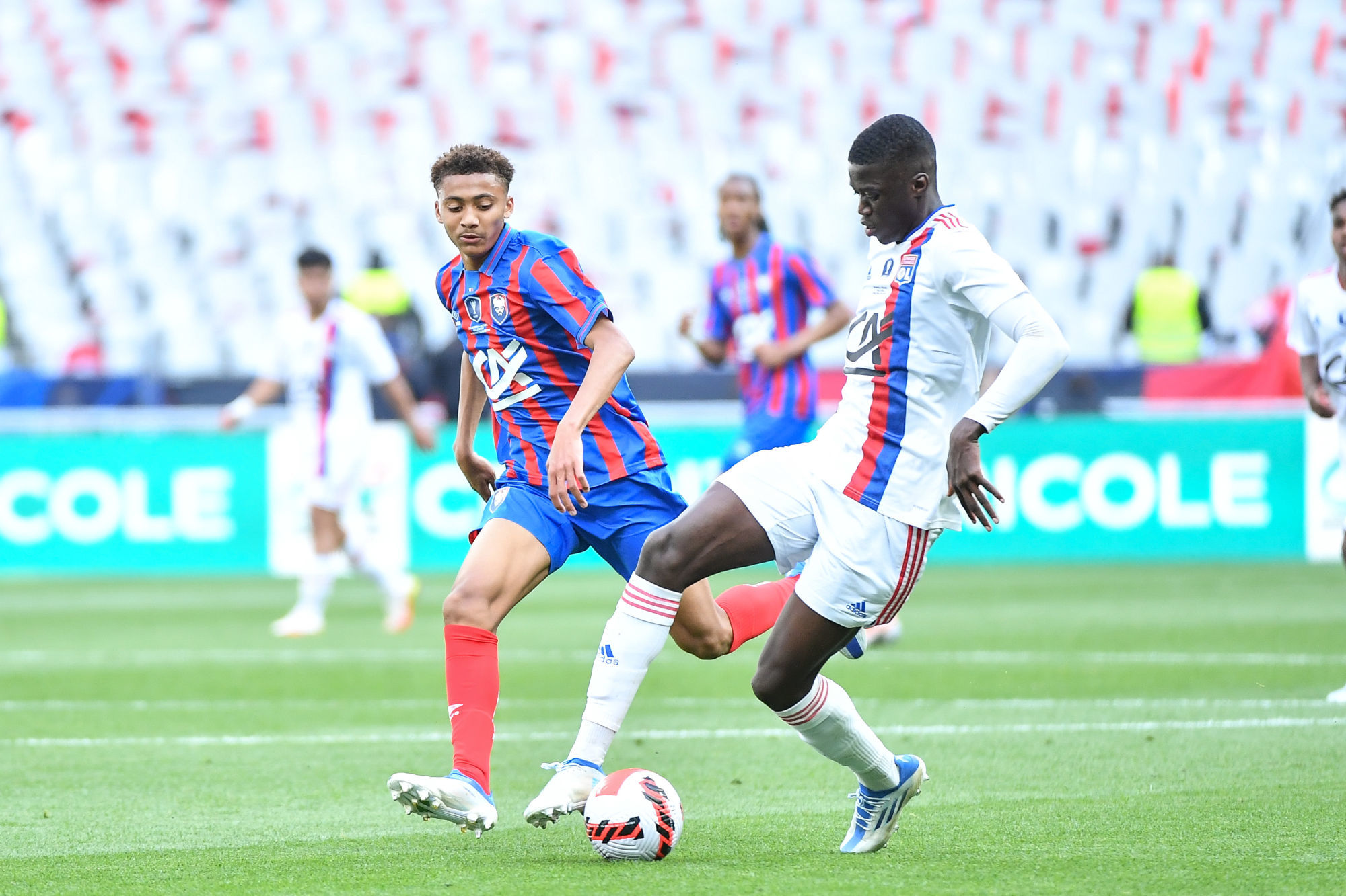 关于山东泰山发布备战花絮;冲刺阶段再遭质疑;欧联任务艰巨;球探报告显示潜力的信息 关于山东泰山发布备战花絮;冲刺阶段再遭质疑;欧联任务艰巨;球探报告显示潜力的信息