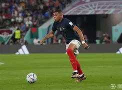 关于窗口期阿森纳官宣签约姆巴佩在切尔西比赛中逆转，这操作让人直呼：今夜布莱顿主帅复盘的信息